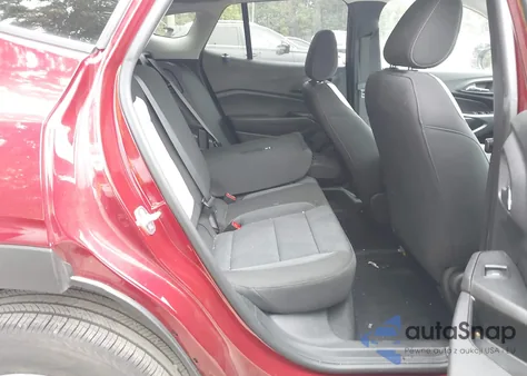 2025 Chevrolet Trax Fwd Ls z USA, uszkodzony, nr VIN KL77LFEP8SC075946